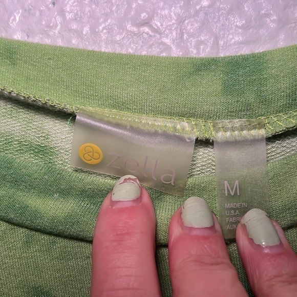 Zella green tie-dye, long sleeve, top size medium - Picture 5 of 9